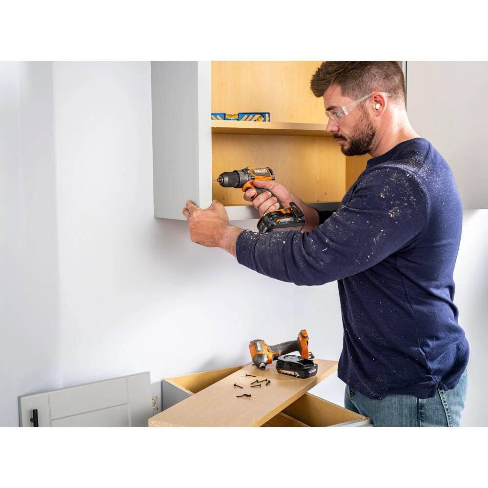 Perceuse à percussion sans fil 18 V SubCompact sans balais de 1/2 po avec (2) batteries de 2,0 Ah, chargeur et sacoche